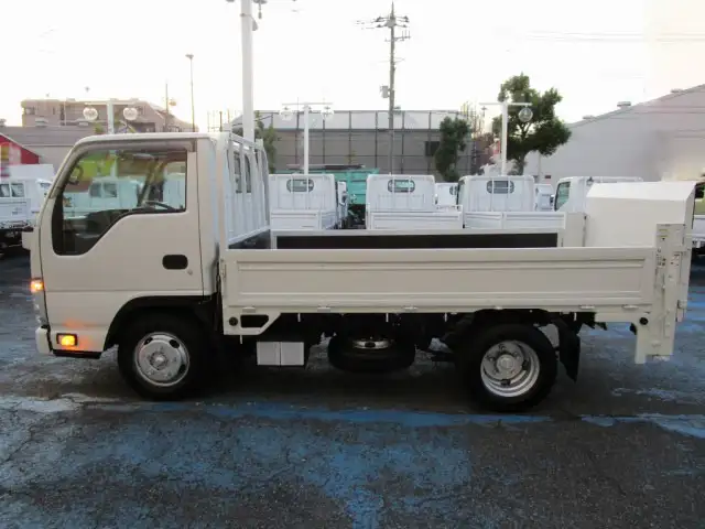 いすゞ エルフ 小型 平ボディ パワーゲート TRG-NJR85Aの中古トラック画像5