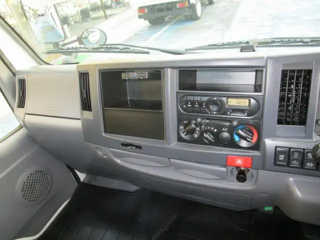 いすゞ エルフ 小型 平ボディ パワーゲート TRG-NJR85Aの中古トラック画像12