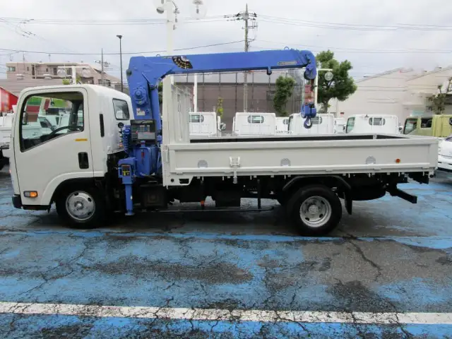 いすゞ エルフ 小型 クレーン付 3段 ラジコンの中古トラック画像4