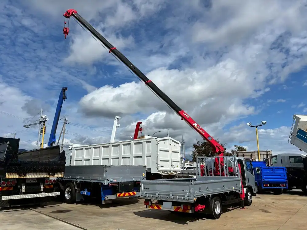 いすゞ エルフ 小型 車両重機運搬 4段クレーン ラジコンの中古トラック画像5