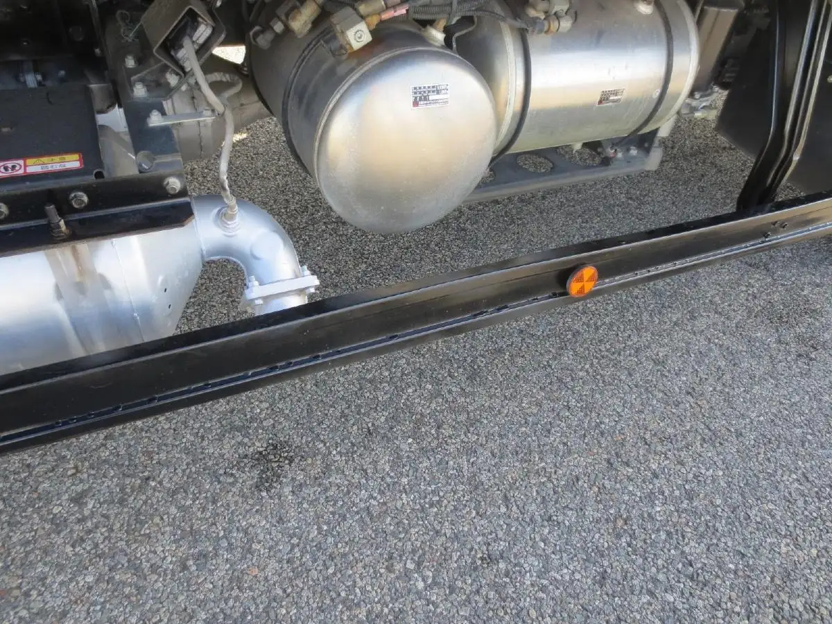 三菱 ファイター 中型/増トン 平ボディ 床鉄板 2KG-FK72Fの中古トラック画像19