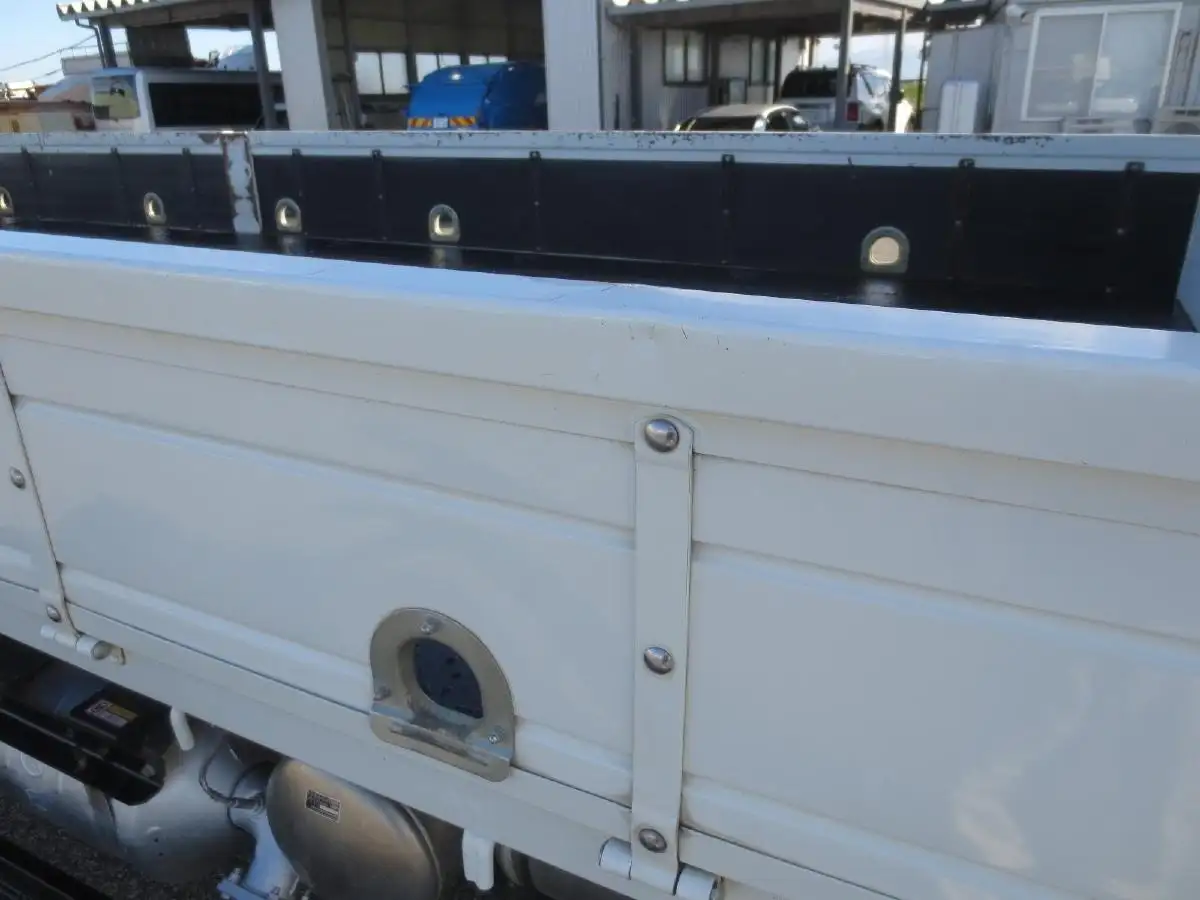 三菱 ファイター 中型/増トン 平ボディ 床鉄板 2KG-FK72Fの中古トラック画像13