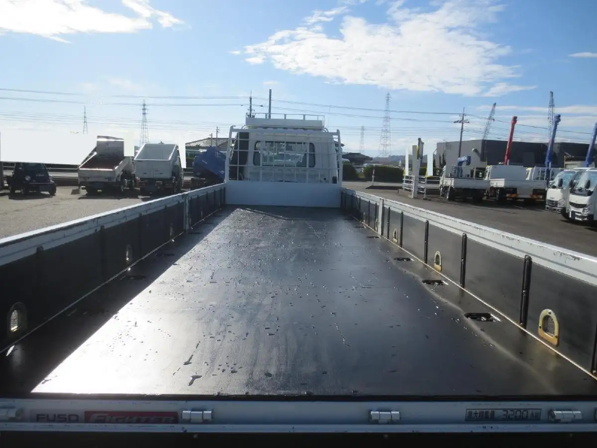 三菱 ファイター 中型/増トン 平ボディ 床鉄板 2KG-FK72Fの中古トラック画像9