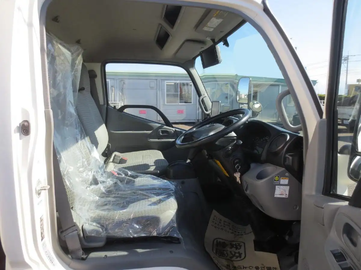トヨタ ダイナ 小型 アルミバン サイドドア TPG-XZC605の中古トラック画像像17