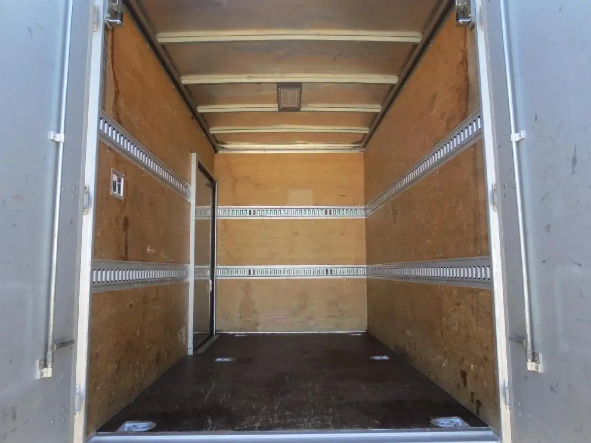 トヨタ ダイナ 小型 アルミバン サイドドア TPG-XZC605の中古トラック画像10