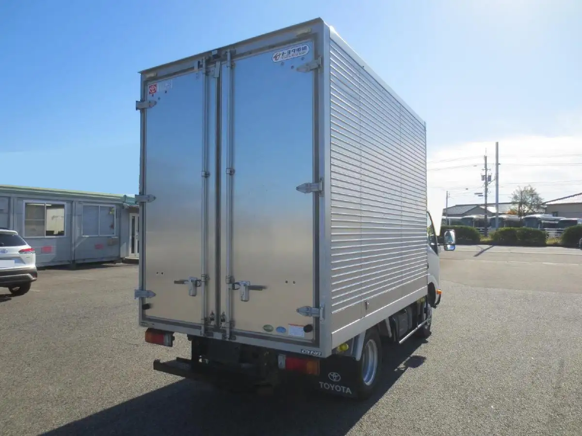 トヨタ ダイナ 小型 アルミバン サイドドア TPG-XZC605の中古トラック画像5
