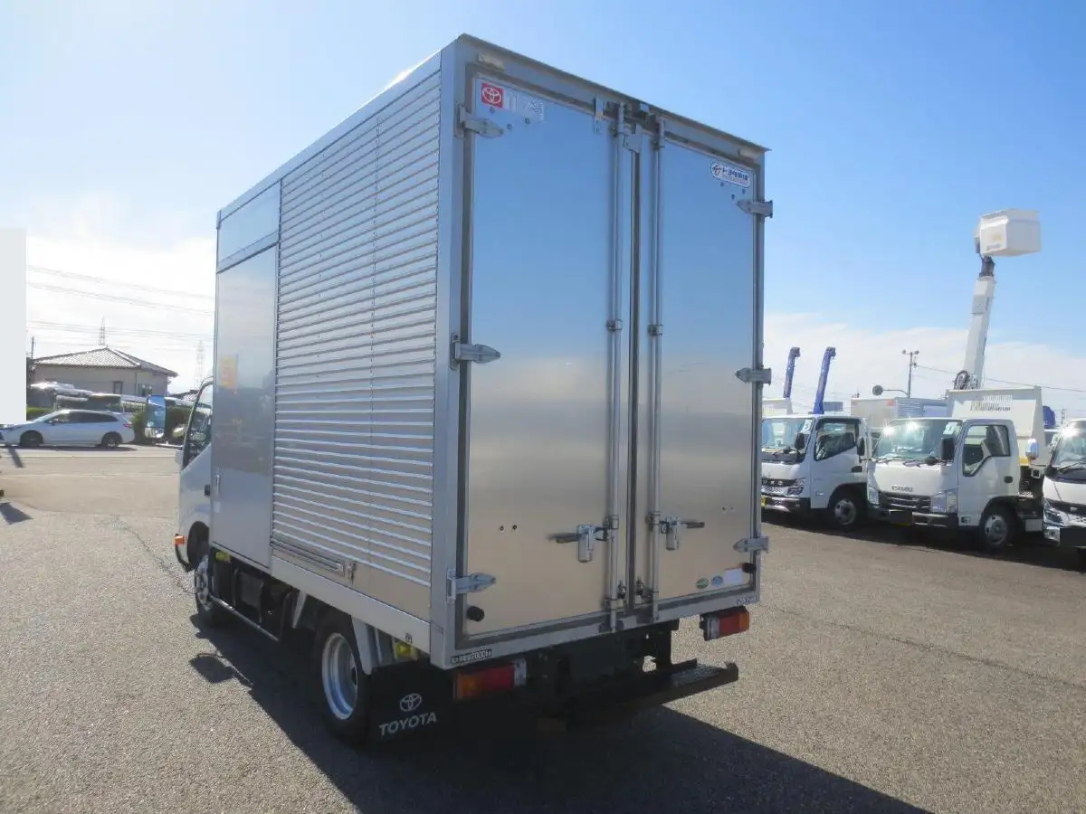 トヨタ ダイナ 小型 アルミバン サイドドア TPG-XZC605の中古トラック画像7