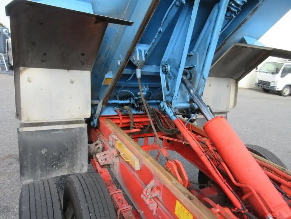 日産UD コンドル 中型/増トン パッカー車 巻き込み式 回転ダンプ式の中古トラック画像15