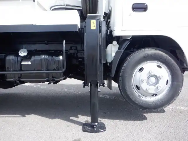 いすゞ エルフ 小型 高所・建柱車 高所作業車 BKG-NKR85Nの中古トラック画像9