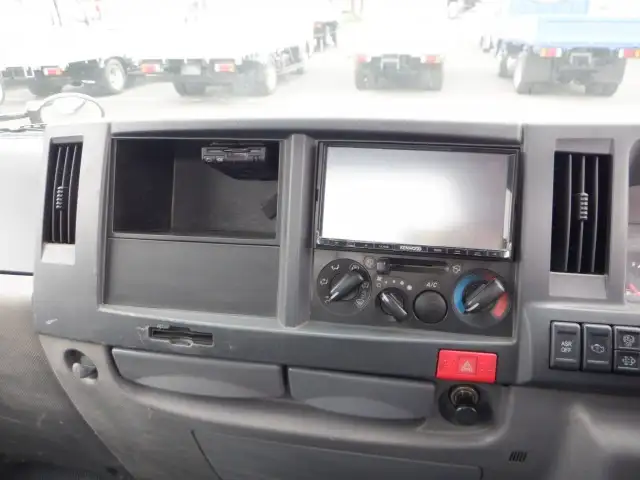 いすゞ エルフ 小型 平ボディ 床鉄板 TPG-NJR85Aの中古トラック画像13