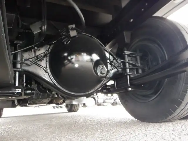 いすゞ エルフ 小型 平ボディ 床鉄板 TPG-NJR85Aの中古トラック画像18