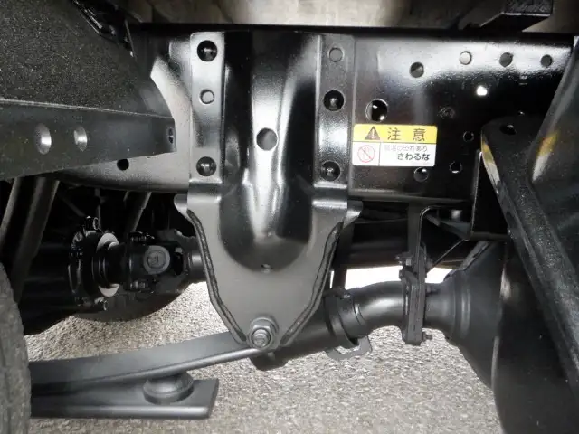 いすゞ エルフ 小型 平ボディ 床鉄板 TPG-NJR85Aの中古トラック画像16