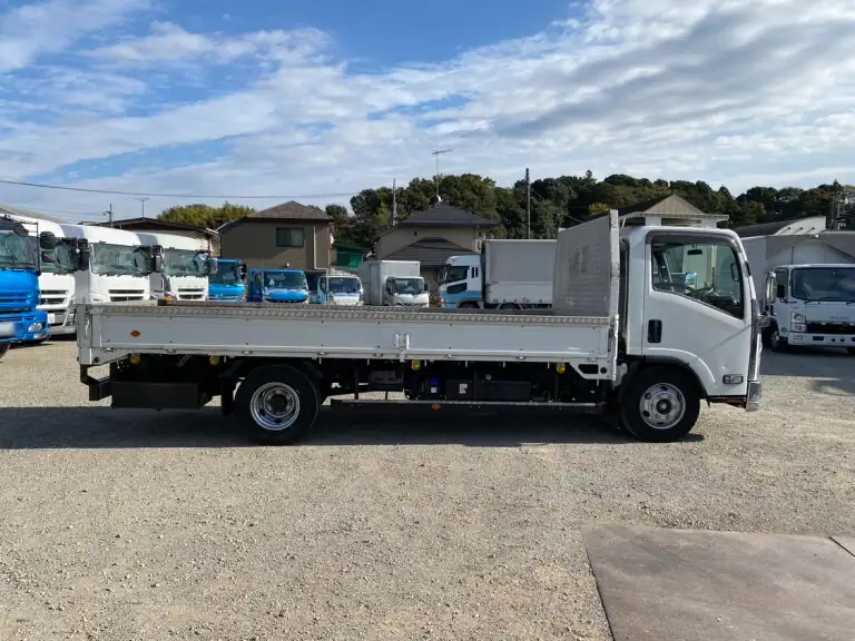 いすゞ エルフ 小型 平ボディ 床鉄板 2RG-NPR88YNの中古トラック画像4