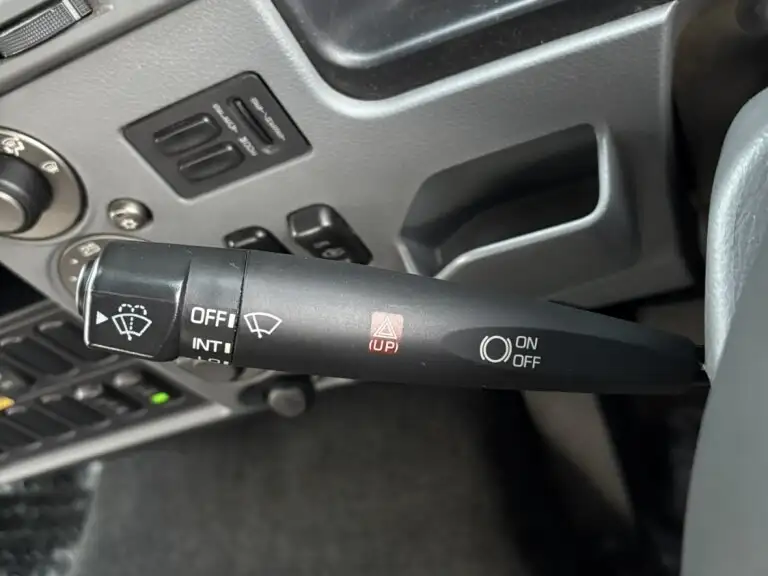 三菱 ファイター 中型/増トン 平ボディ ベッド QKG-FK62FZの中古トラック画像14