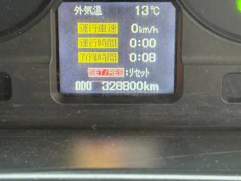 三菱 ファイター 中型/増トン 平ボディ ベッド QKG-FK62FZの中古トラック画像12