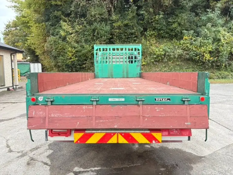 三菱 ファイター 中型/増トン 平ボディ ベッド QKG-FK62FZの中古トラック画像5