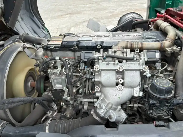 三菱 ファイター 中型/増トン 平ボディ ベッド QKG-FK62FZの中古トラック画像20