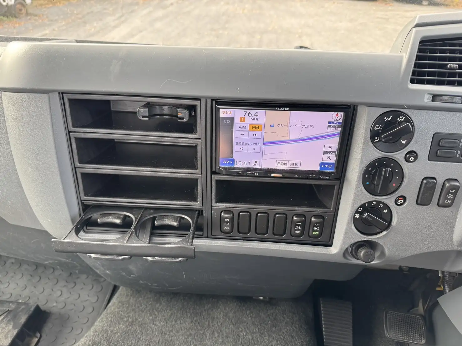 三菱 ファイター 中型/増トン 平ボディ ベッド TKG-FK61Fの中古トラック画像12