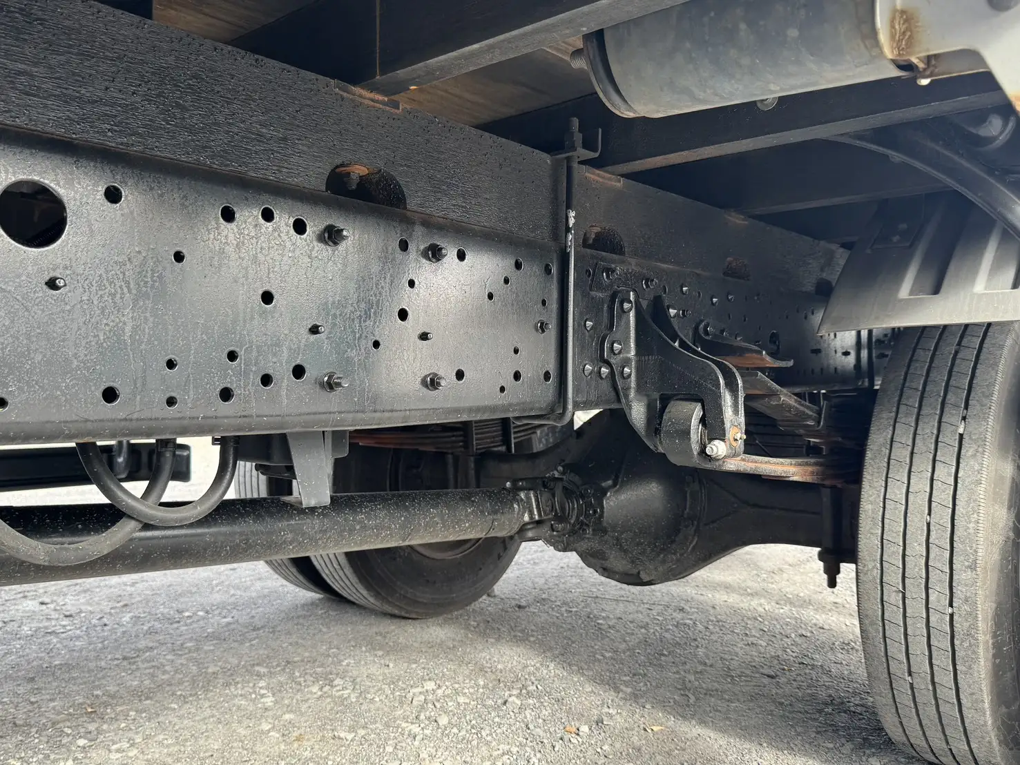 三菱 ファイター 中型/増トン 平ボディ ベッド TKG-FK61Fの中古トラック画像18