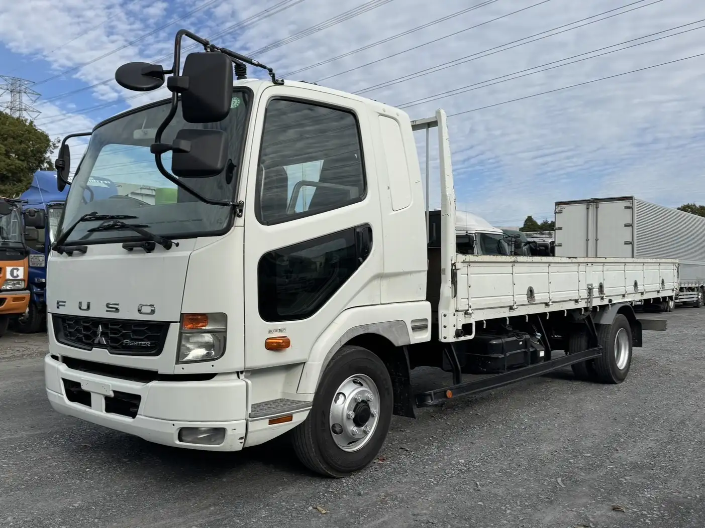 三菱 ファイター 中型/増トン 平ボディ ベッド TKG-FK61F の中古トラック【車両No.201341】