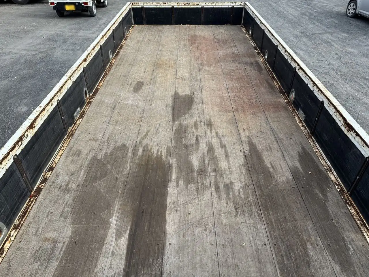 三菱 ファイター 中型/増トン 平ボディ ベッド TKG-FK61Fの中古トラック画像7