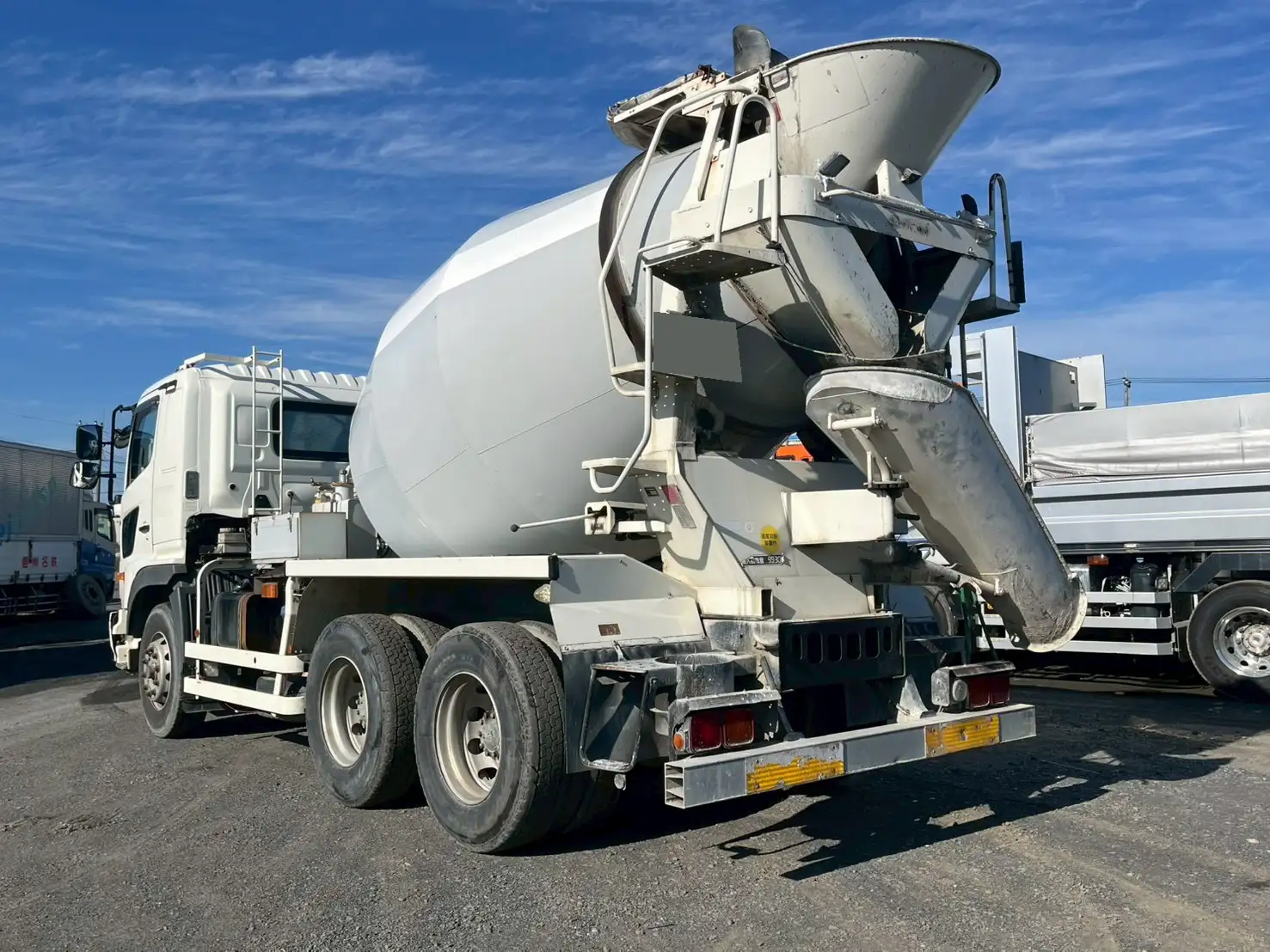 日野 プロフィア 大型 ミキサー・ポンプ ベッド QKG-FS1AKAAの中古トラック画像4