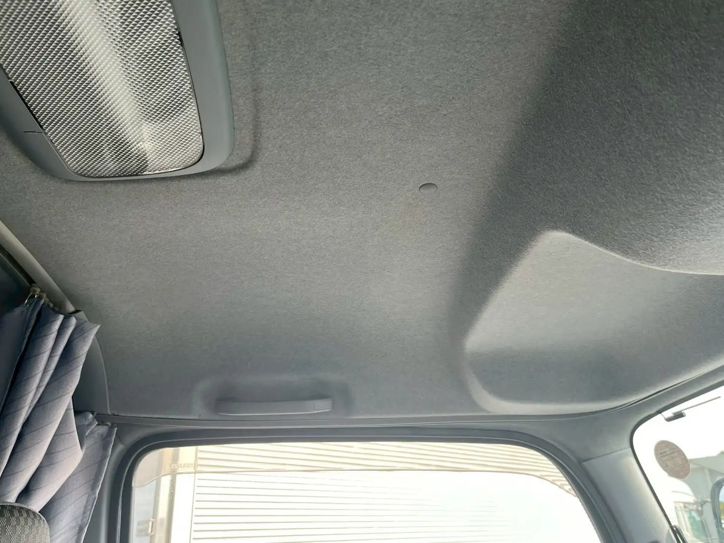 いすゞ フォワード 中型/増トン 平ボディ 床鉄板 ベッドの中古トラック画像15