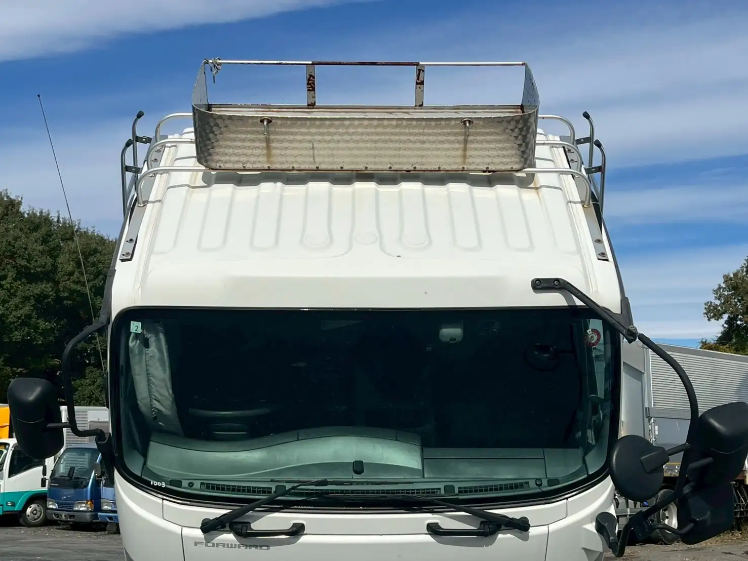 いすゞ フォワード 中型/増トン 平ボディ 床鉄板 ベッドの中古トラック画像10