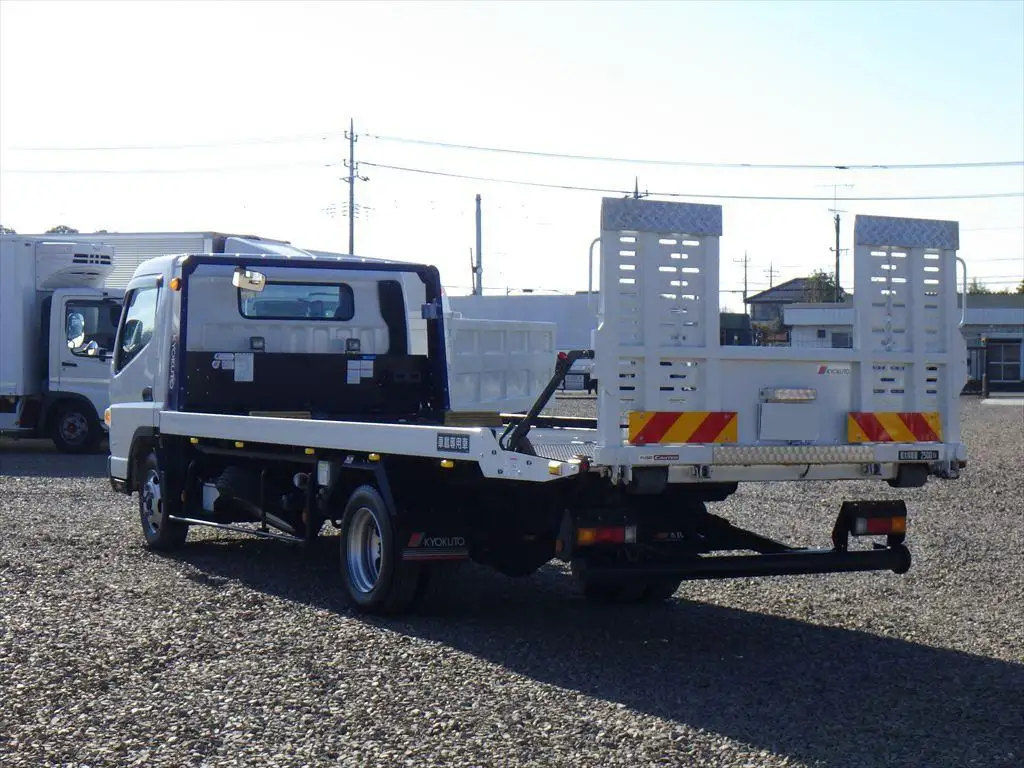 三菱 キャンター 小型 車両重機運搬 ラジコン ウインチの中古トラック画像4