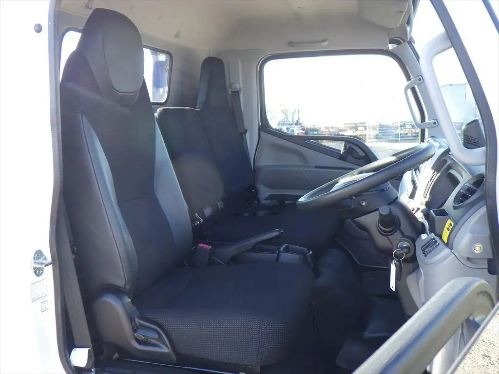 三菱 キャンター 小型 車両重機運搬 ラジコン ウインチの中古トラック画像12