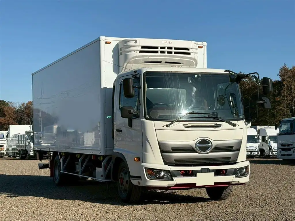 日野 レンジャー 中型/増トン 冷凍冷蔵 低温 パワーゲートの中古トラック画像2
