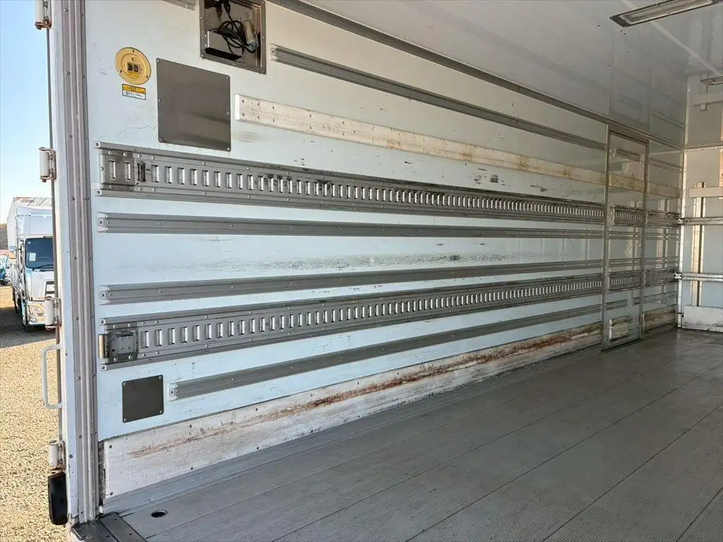 日野 レンジャー 中型/増トン 冷凍冷蔵 低温 パワーゲートの中古トラック画像9