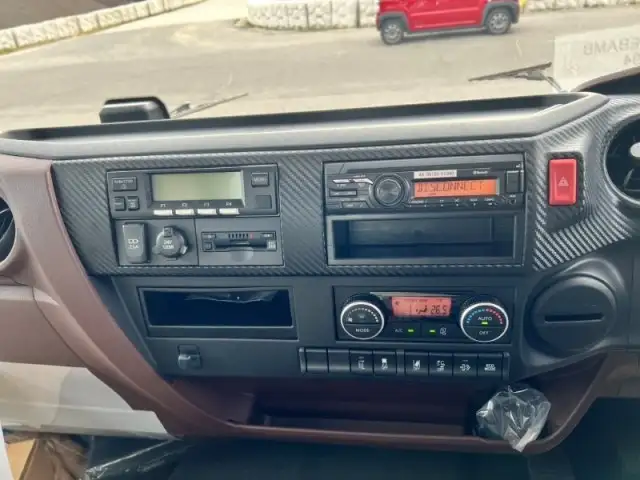 日野 レンジャー 中型/増トン 冷凍冷蔵 パワーゲート 床アルミの中古トラック画像13