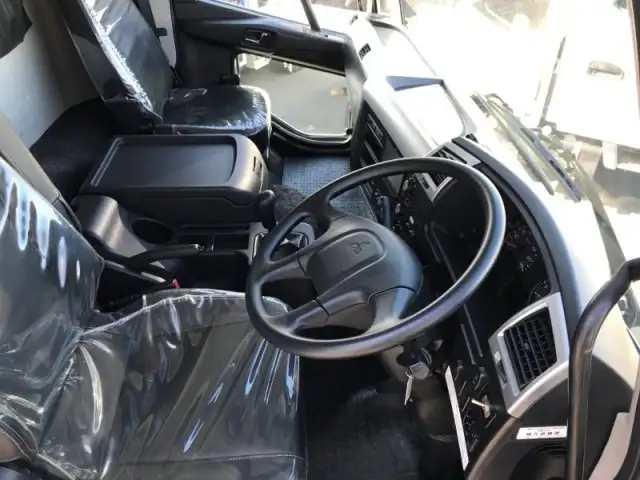 三菱 ファイター 中型/増トン 平ボディ アルミブロック 2KG-FK71Fの中古トラック画像11