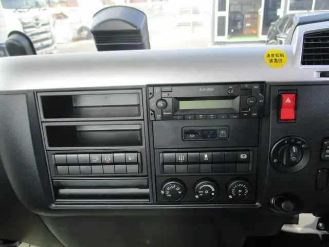 三菱 ファイター 中型/増トン 平ボディ アルミブロック ベッドの中古トラック画像14