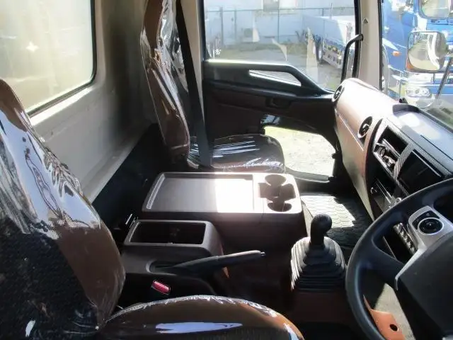 日野 レンジャー 中型/増トン アルミバン パワーゲート サイドドアの中古トラック画像12