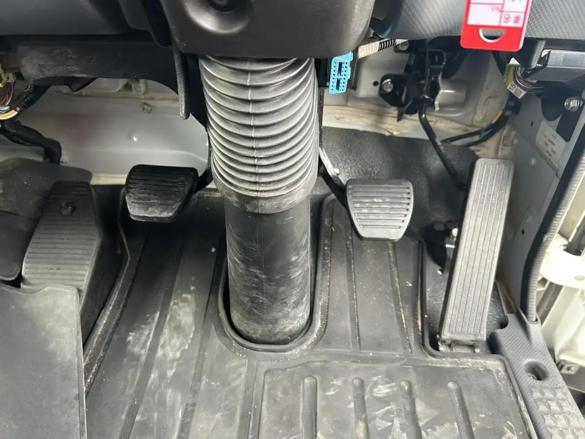 いすゞ フォワード 中型/増トン ダンプ コボレーン 2RG-FRR90S1の中古トラック画像14