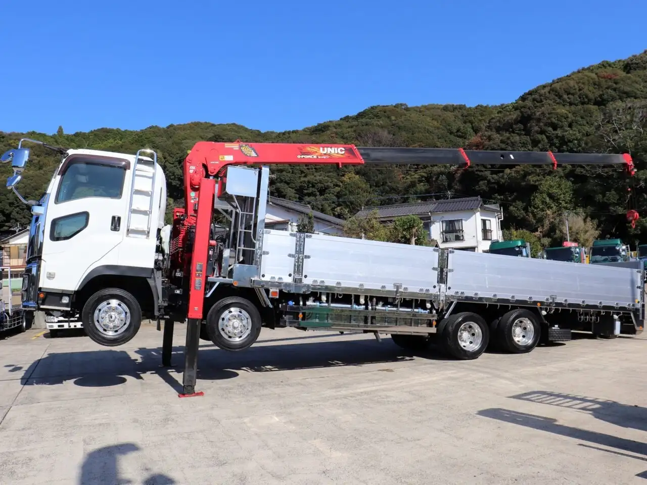 いすゞ ギガ 大型 車両重機運搬 4段クレーン ラジコンの中古トラック画像6