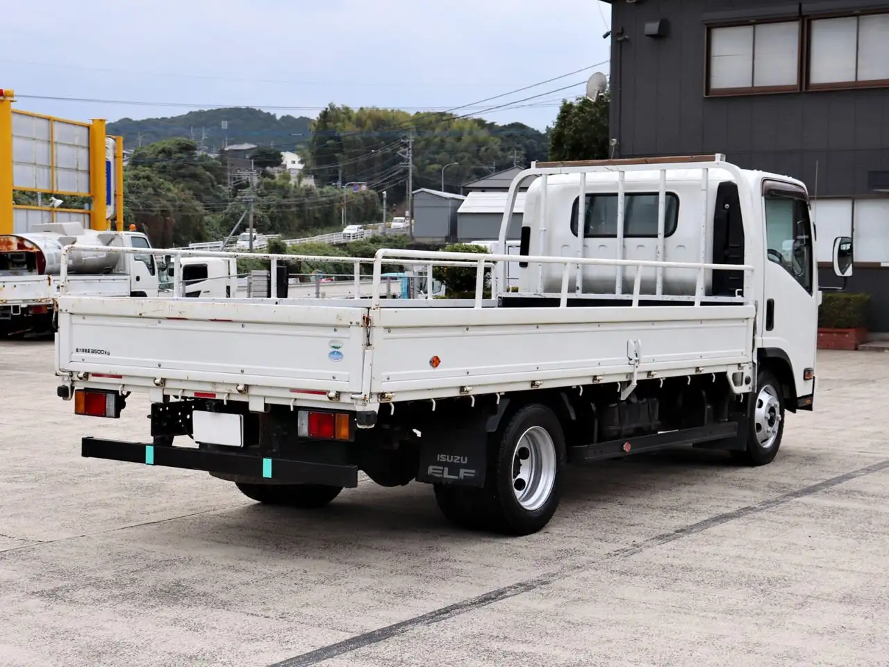 いすゞ エルフ 小型 平ボディ TKG-NPR85AR H25の中古トラック画像3