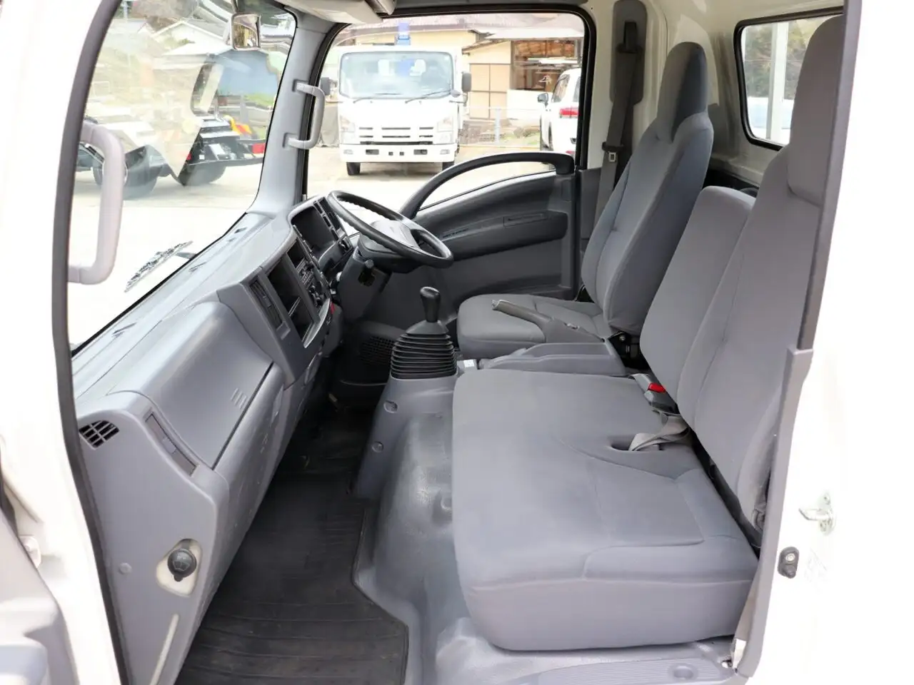 いすゞ エルフ 小型 平ボディ TKG-NPR85AR H25の中古トラック画像13