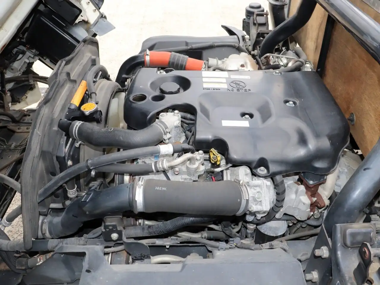 いすゞ エルフ 小型 平ボディ TKG-NPR85AR H25の中古トラック画像19