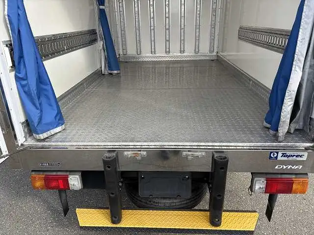 トヨタ ダイナ 小型 冷凍冷蔵 低温 床アルミの中古トラック画像10