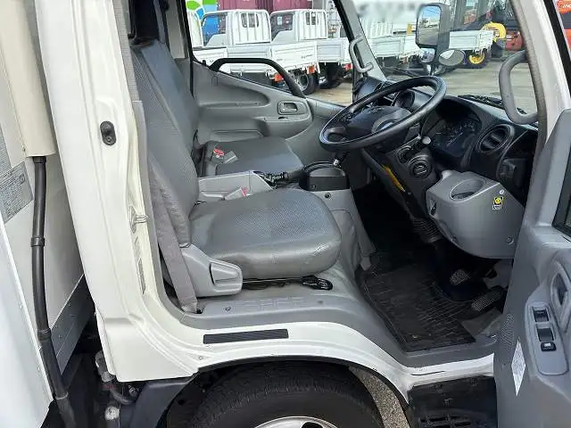 トヨタ ダイナ 小型 冷凍冷蔵 低温 床アルミの中古トラック画像11