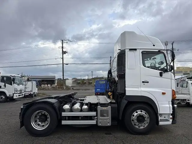 日野 プロフィア 大型 トラクター ハイルーフ 1デフの中古トラック画像4