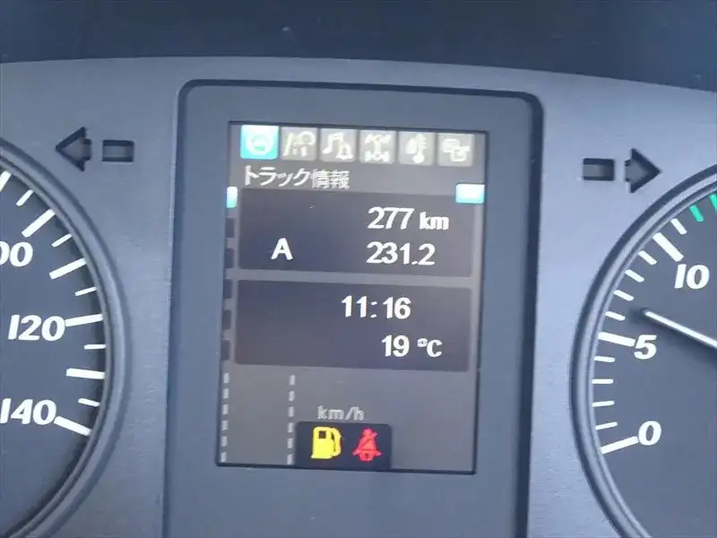 三菱 ファイター 中型/増トン 平ボディ 2KG-FK62F R7の中古トラック画像12