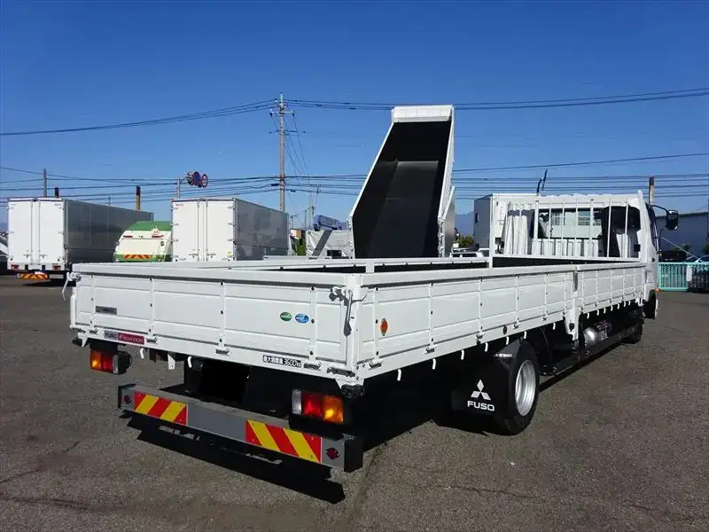 三菱 ファイター 中型/増トン 平ボディ 2KG-FK62F R7の中古トラック画像3