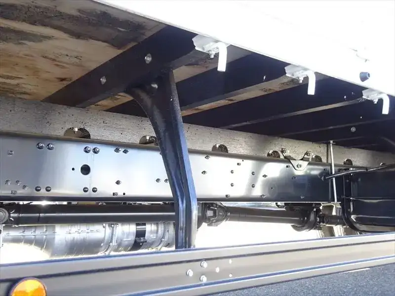 三菱 ファイター 中型/増トン 平ボディ 2KG-FK62F R7の中古トラック画像像17