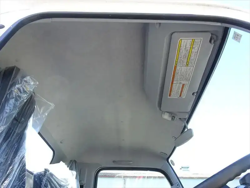 三菱 キャンター 小型 タンク車 ローリー 2PG-FEB90の中古トラック画像16