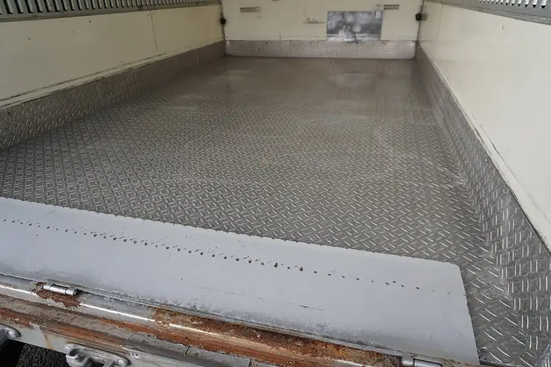 いすゞ エルフ 小型 アルミバン パワーゲート TRG-NLR85ANの中古トラック画像7