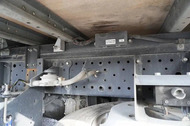 いすゞ エルフ 小型 アルミバン パワーゲート TRG-NLR85ANの中古トラック画像18